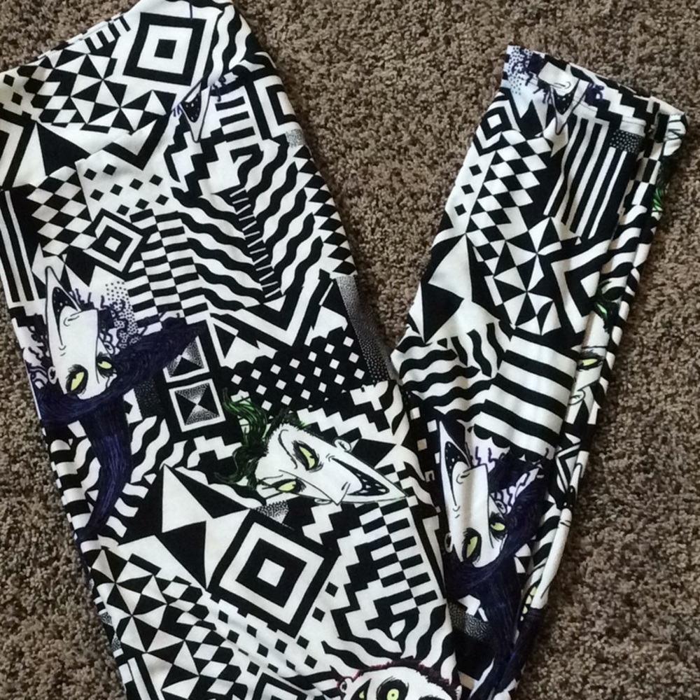 Lularoe TC nightmare before Christmas leggings new - Picture 1 of 3